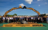 Компания Caterpillar провела торжественную церемонию закладки камня в строительство  Центра «Катерпиллар Холл» для посетителей компании